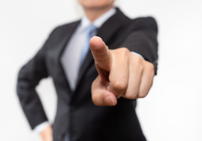 ハラスメントを恐れすぎる職場の問題点｜管理職が知るべき指導と信頼関係の作り方