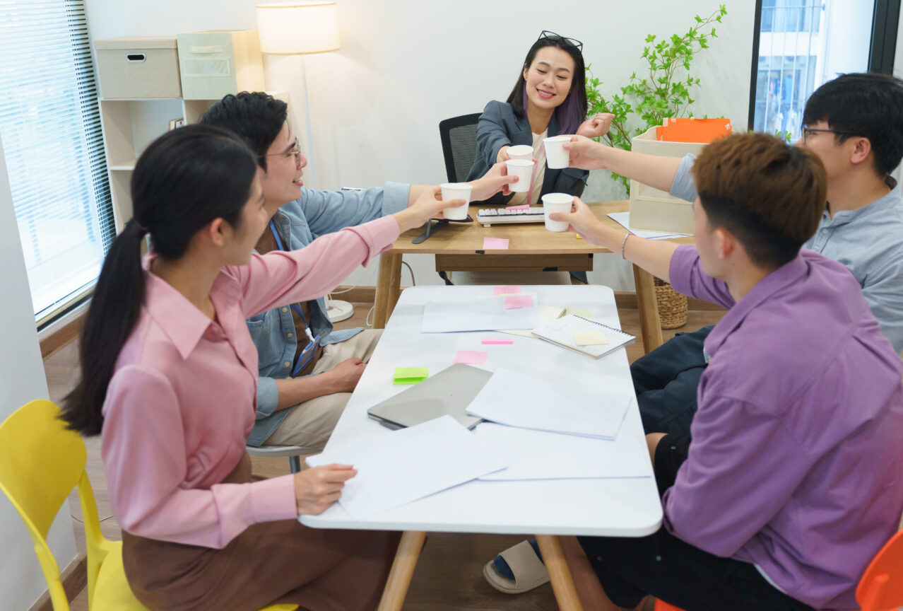 中堅社員が活躍する職場の共通点|人材育成・組織活性化に必要な“目標を言い合える文化”とは