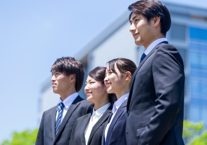 「優秀なのに、自分から動けない」新人が増えている理由｜研修を通じて見えた、これからの新人育成のポイント